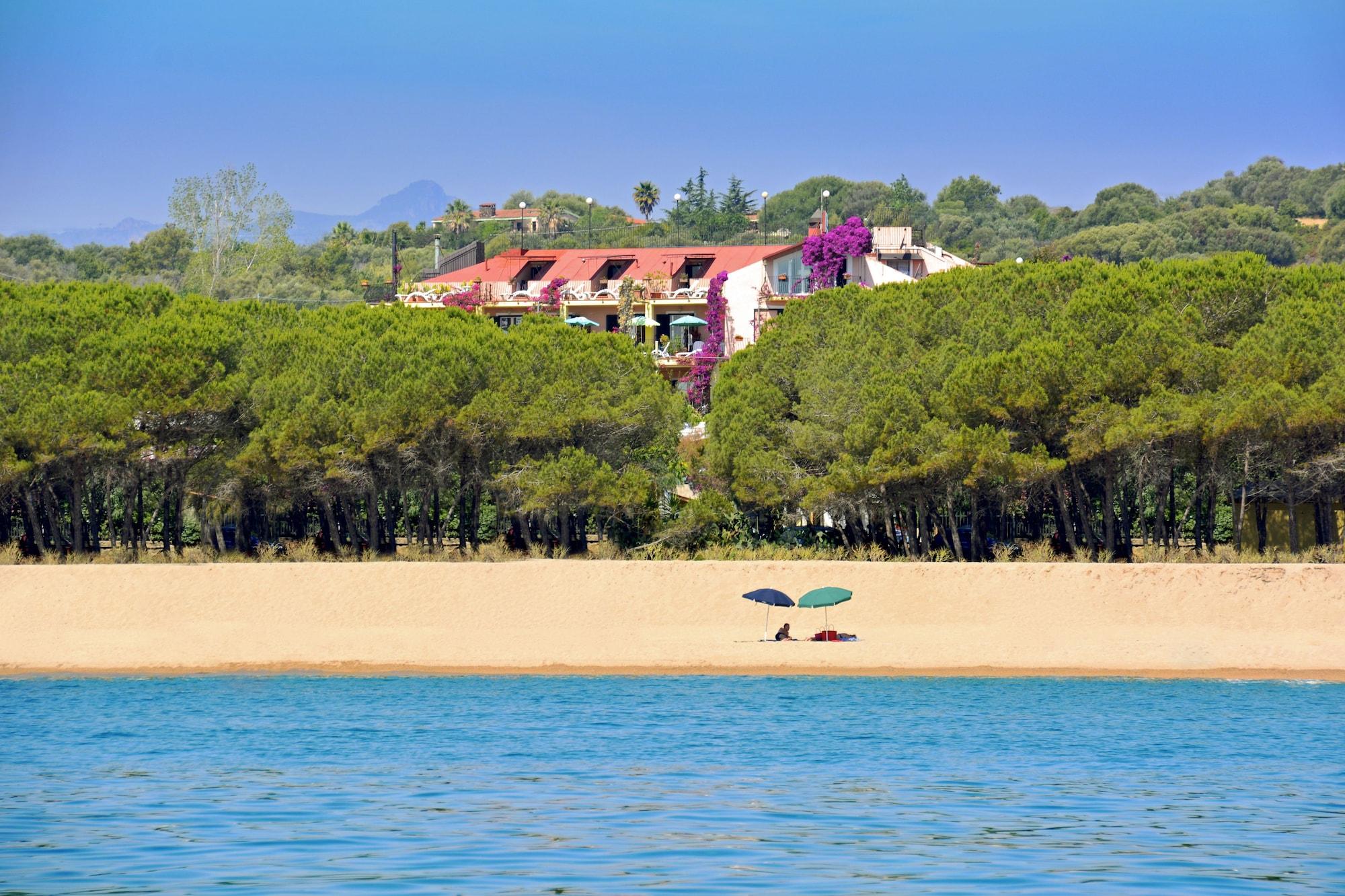 Domus De Janas Sul Mare Hotel Bari Sardo Ngoại thất bức ảnh